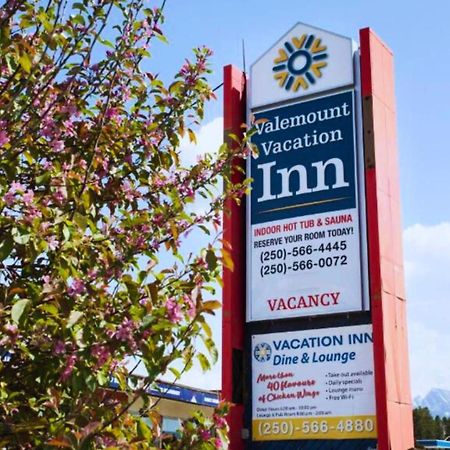 Valemount Vacation Inn Экстерьер фото